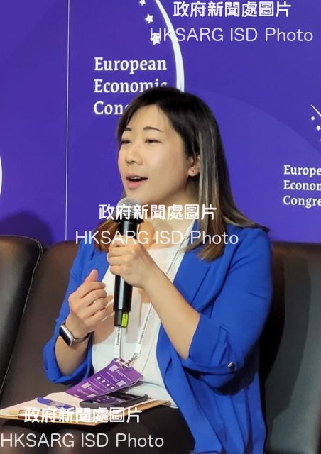 The Director of the Hong Kong Economic and Trade Office, Berlin, Ms Jenny Szeto, speaks about Hong Kong’s business opportunities for European companies at the 14th European Economic Congress held in Katowice, Poland, on April 25 (Katowice time).