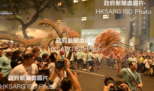 Fire Dragon Dance at Tai Hang